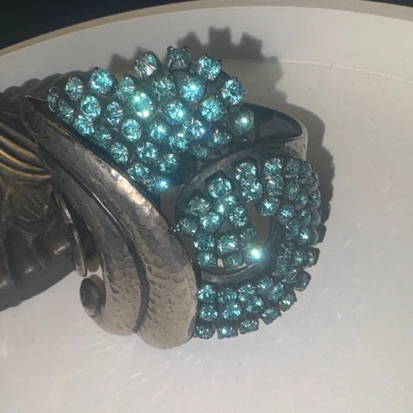 Crystal cuffs - Picture 6 of 7